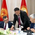 Садыр Жапаров провел рабочее совещание по строительству горнолыжного кластера «Ала-Тоо Резорт»