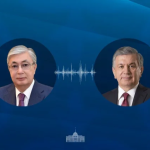 Касым-Жомарт Токаев провел телефонный разговор с Шавкатом Мирзиёевым
