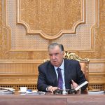 Эмомали Рахмон поручил ускорить цифровизацию и внедрение электронной системы управления в образовании
