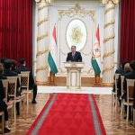 Лидер нации Эмомали Рахмон вручил высшие государственные награды, премии и почётные звания работникам различных профессий