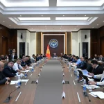 Адылбек Касымалиев провел заседание оргкомитета по подготовке ко Дню независимости Кыргызстана