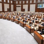 Парламентской оппозиции в Узбекистане расширили полномочия