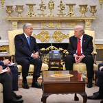 В Белом доме состоялся разговор президентов Казахстана, США и премьер-министра Израиля