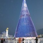 Зажглись огни на Главной новогодней ёлке страны