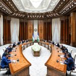 Мирзиёев принял делегацию России во главе с Денисом Мантуровым