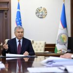 Мирзиёев потребовал усилить работу махаллей по снижению бедности