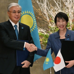 Президент Казахстана и Премьер-министр Японии подписали 14 документов