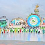 В городе Аркадаг состоялось торжественное мероприятие по случаю пятой годовщины создания Благотворительного фонда по оказанию помощи нуждающимся в опеке детям имени Гурбангулы Бердымухамедова