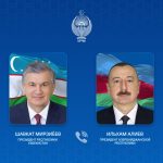 Лидеры Узбекистана и Азербайджана провели телефонный разговор