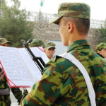 Эмомали Рахмон подписал указ о весеннем призыве в армию