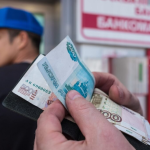 Таджикскому мигранту в России вернули более 1 млн рублей невыплаченной зарплаты