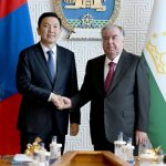 Глава государства Эмомали Рахмон встретился с Премьер-министром Монголии Ням-Осорином Учралом