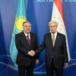 Президент Республики Таджикистан Эмомали Рахмон провёл встречу с Президентом Республики Казахстан Касым-Жомартом Токаевым