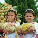 Преподаватель Государственного медицинского университета дала рекомендации по летнему питанию детей
