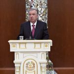 Лидер нации Эмомали Рахмон вручил представителям различных профессий высшие государственные награды, премии и присвоил почётные звания