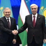 Президент Узбекистана поздравил Касым-Жомарта Токаева с проведением выборов в Курултай