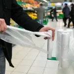 В Кыргызстане с 2027 года вводится запрет на использование пластиковых пакетов