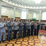 Эмомали Рахмон наградил военных и силовиков в преддверии 35-летия независимости Таджикистана