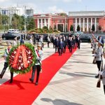 Премьер Государственного совета Китайской Народной Республики Ли Цян возложил венок к памятнику Исмоили Сомони