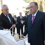 Глава государства Эмомали Рахмон ввёл в эксплуатацию новое здание управления образования района Рудаки