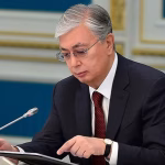 Токаев присвоил звание «Қазақстанның Еңбек Ері» плавильщику Жезказганского завода